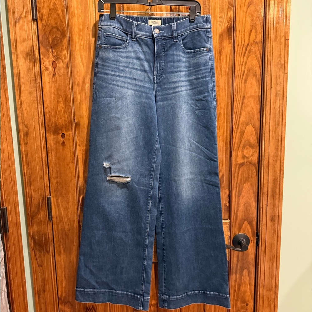 Upwest Wide-Leg Distressed Blue Jeans